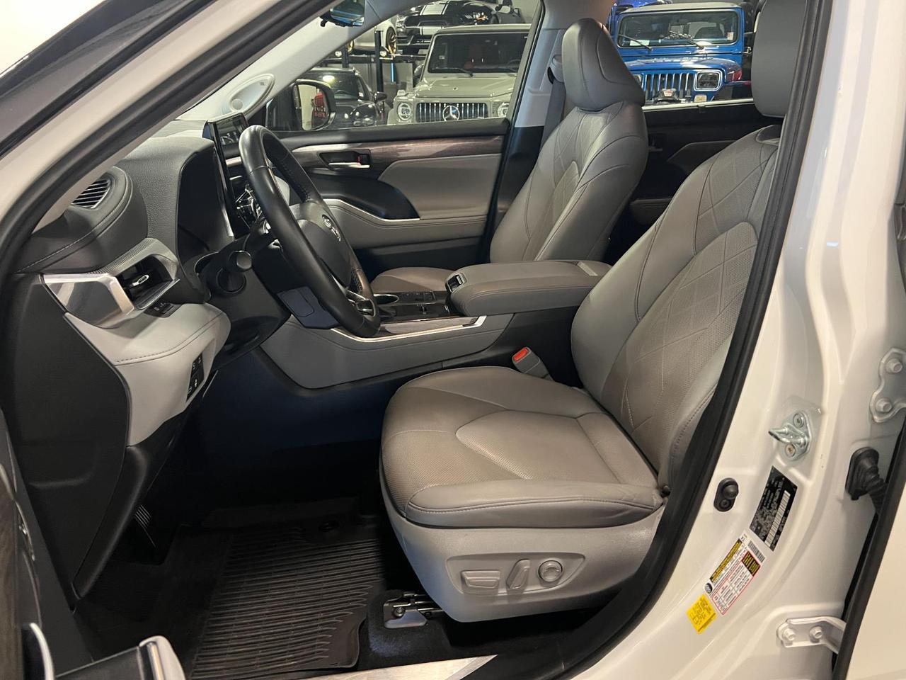 2023 Toyota Highlander Hybrid Platinum Parker CO