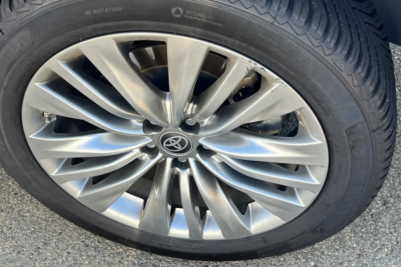 2023 Toyota Highlander Hybrid Platinum Roseville CA