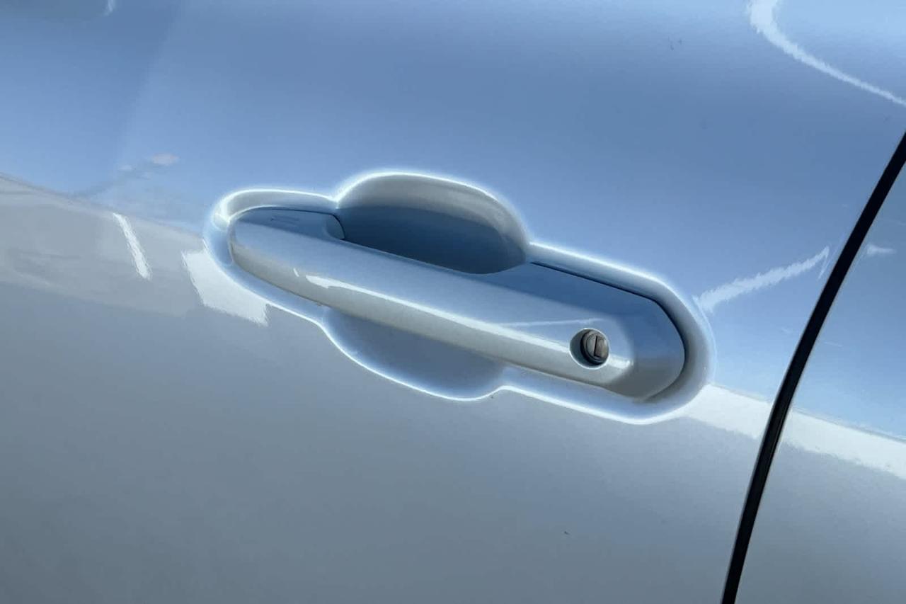 2023 Toyota Highlander Hybrid Platinum Roseville CA