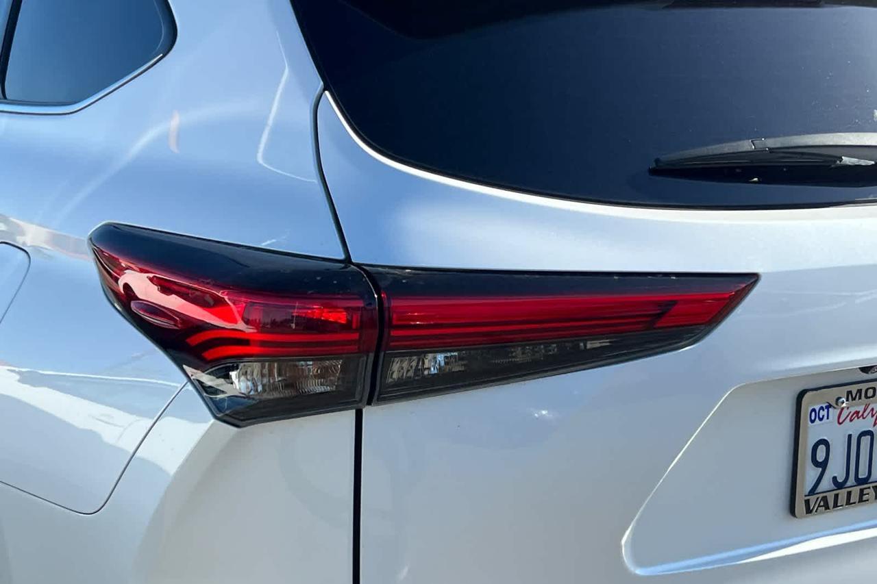 2023 Toyota Highlander Hybrid Platinum Roseville CA