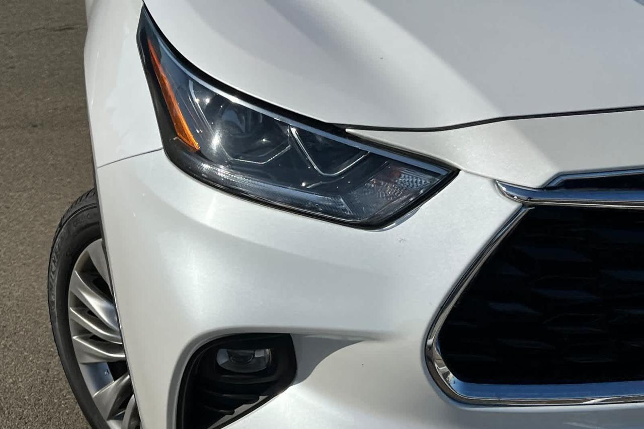 2023 Toyota Highlander Hybrid Platinum Roseville CA