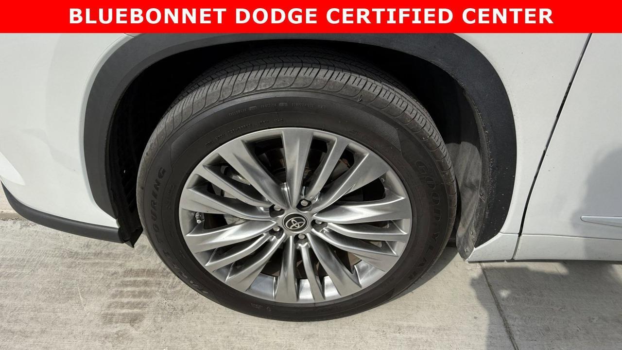 2023 Toyota Highlander Hybrid Platinum New Braunfels TX