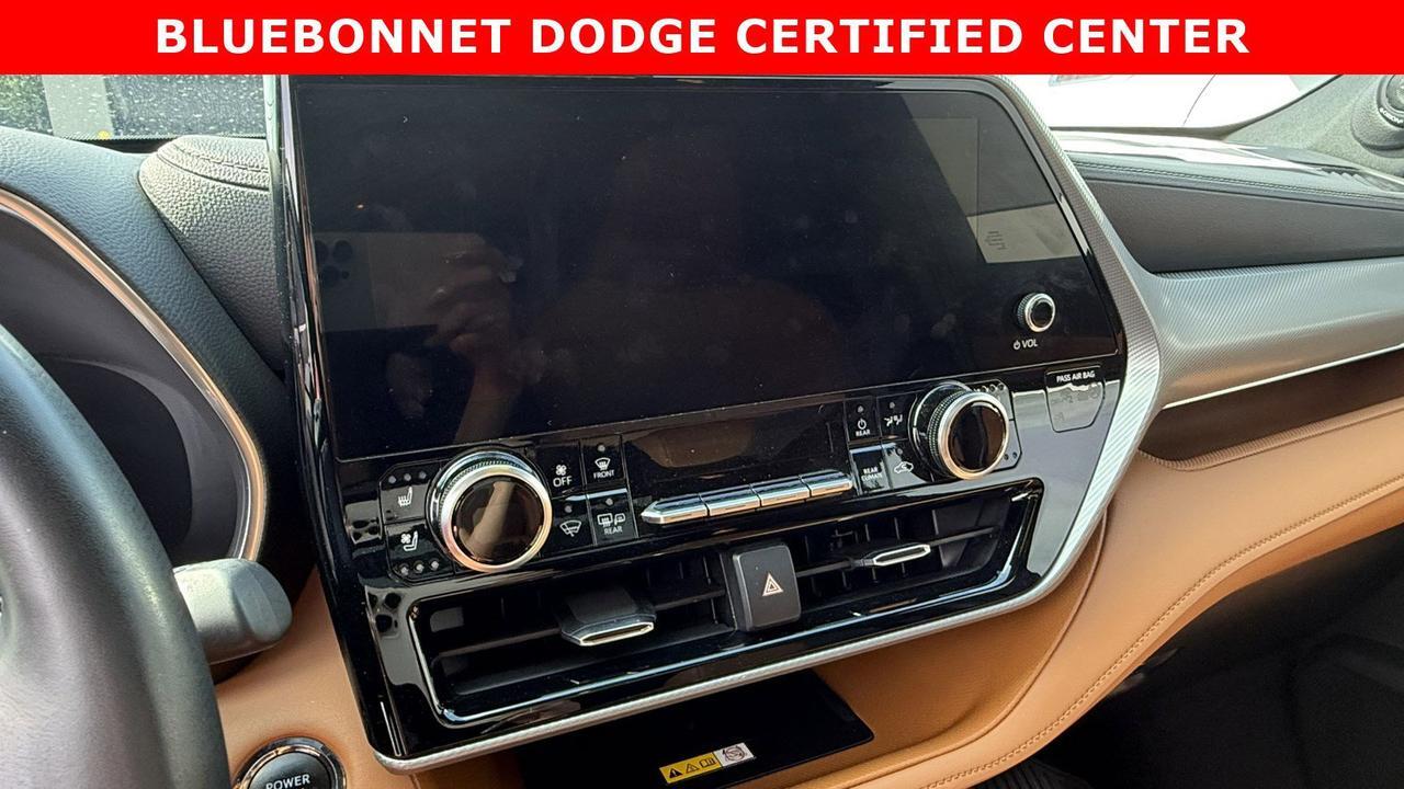 2023 Toyota Highlander Hybrid Platinum New Braunfels TX