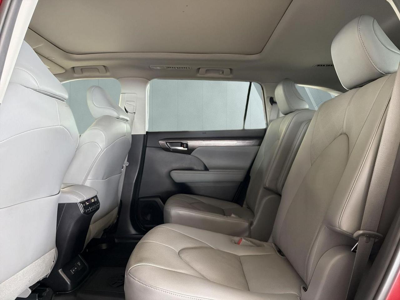 2023 Toyota Highlander Hybrid Platinum San Antonio TX