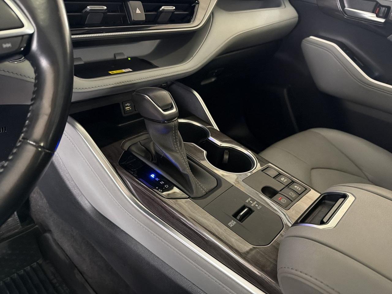 2023 Toyota Highlander Hybrid Platinum San Antonio TX