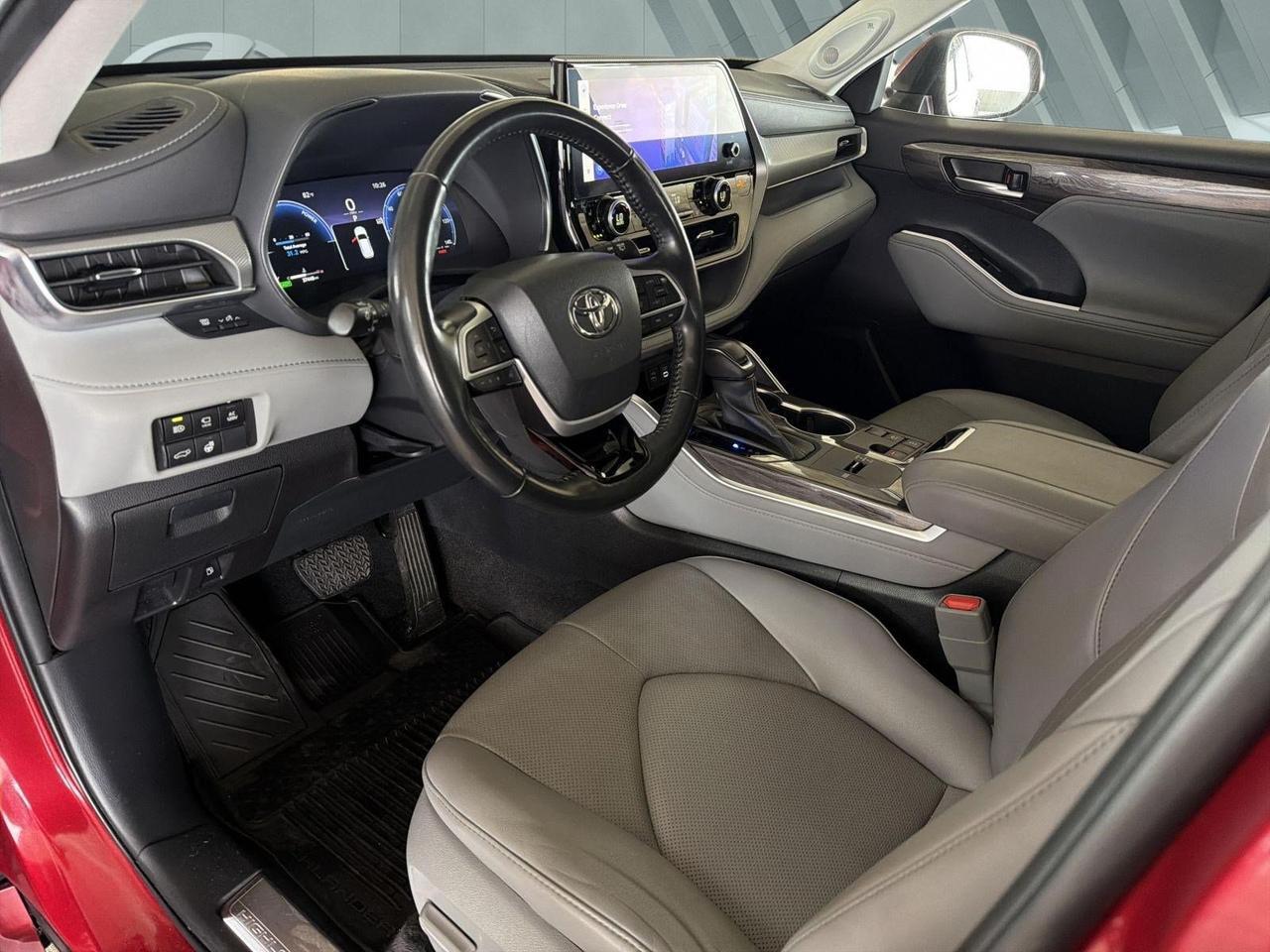 2023 Toyota Highlander Hybrid Platinum San Antonio TX