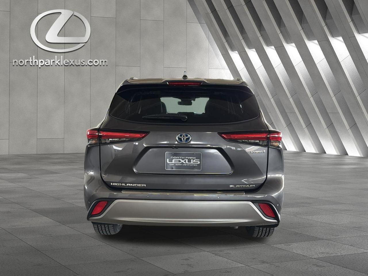 2023 Toyota Highlander Hybrid Platinum San Antonio TX