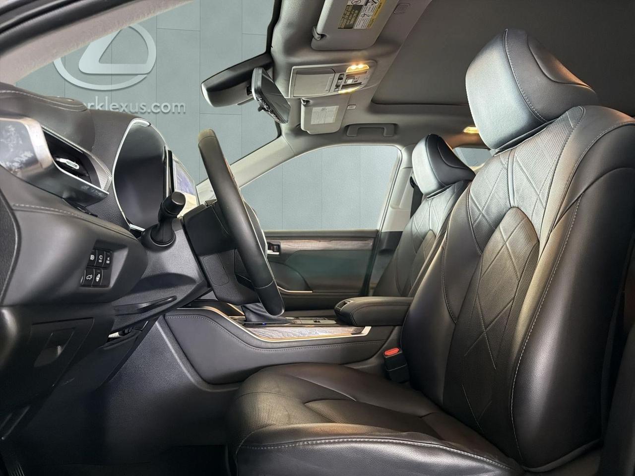 2023 Toyota Highlander Hybrid Platinum San Antonio TX