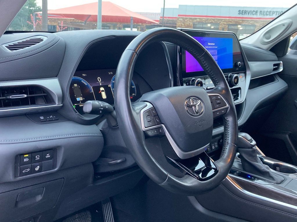 2023 Toyota Highlander Hybrid Platinum San Antonio TX