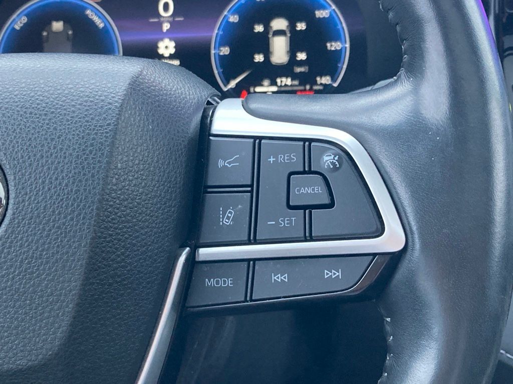 2023 Toyota Highlander Hybrid Platinum San Antonio TX