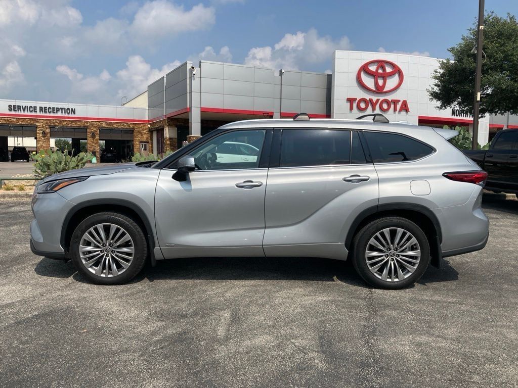 2023 Toyota Highlander Hybrid Platinum San Antonio TX