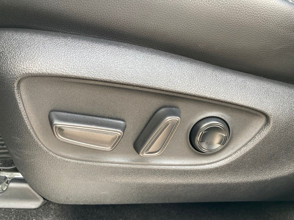 2023 Toyota Highlander Hybrid Platinum San Antonio TX