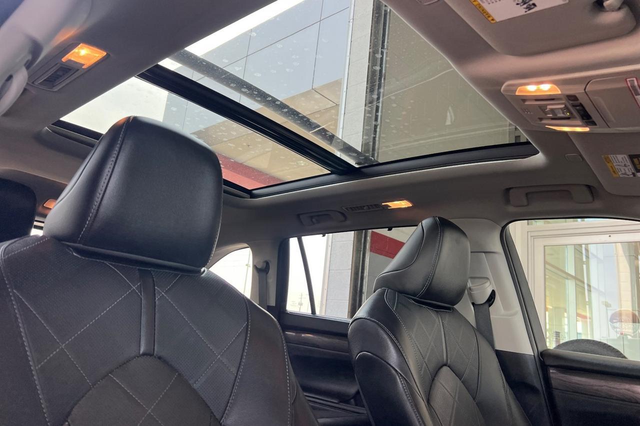 2023 Toyota Highlander Hybrid Platinum Ontario OR