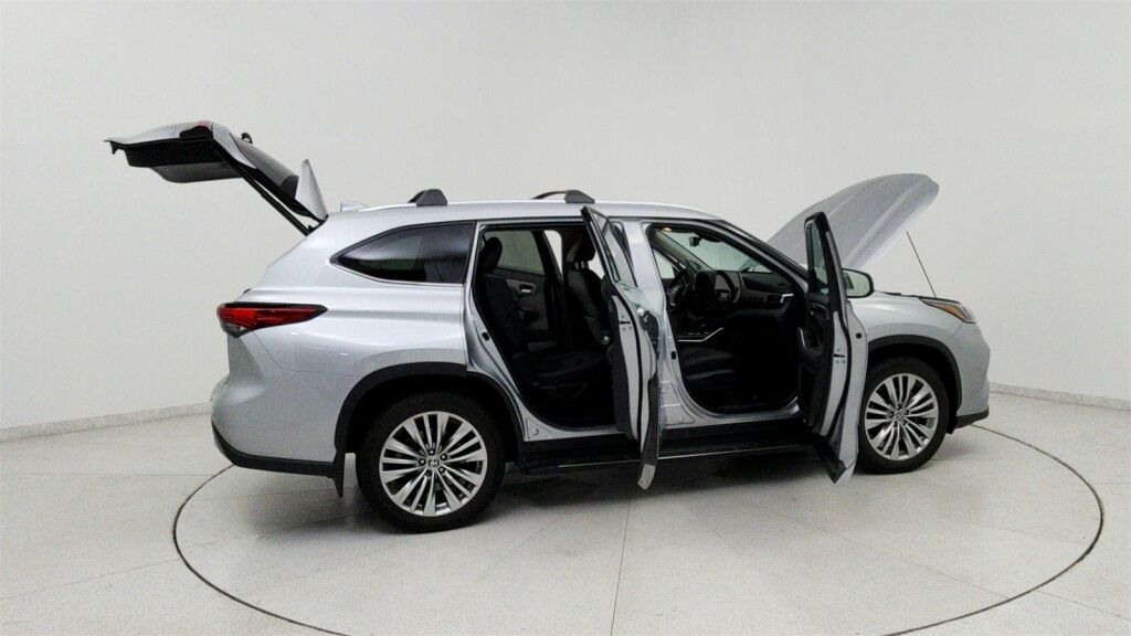 2023 Toyota Highlander Hybrid Platinum Laurel MD