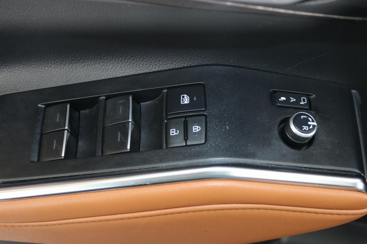 2023 Toyota Highlander Hybrid Platinum Fredericksburg VA