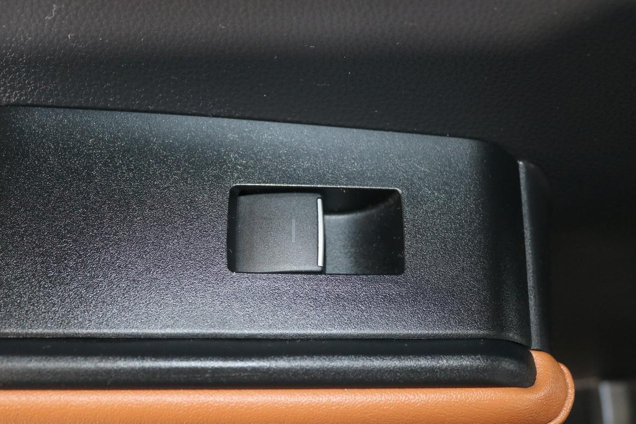 2023 Toyota Highlander Hybrid Platinum Fredericksburg VA