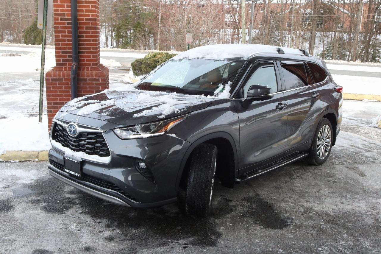2023 Toyota Highlander Hybrid Platinum Fredericksburg VA