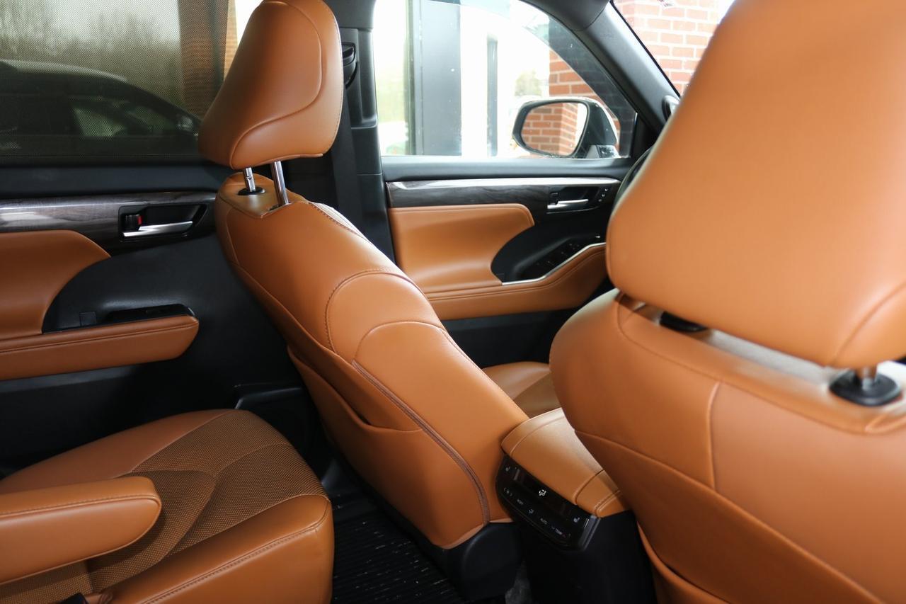 2023 Toyota Highlander Hybrid Platinum Fredericksburg VA