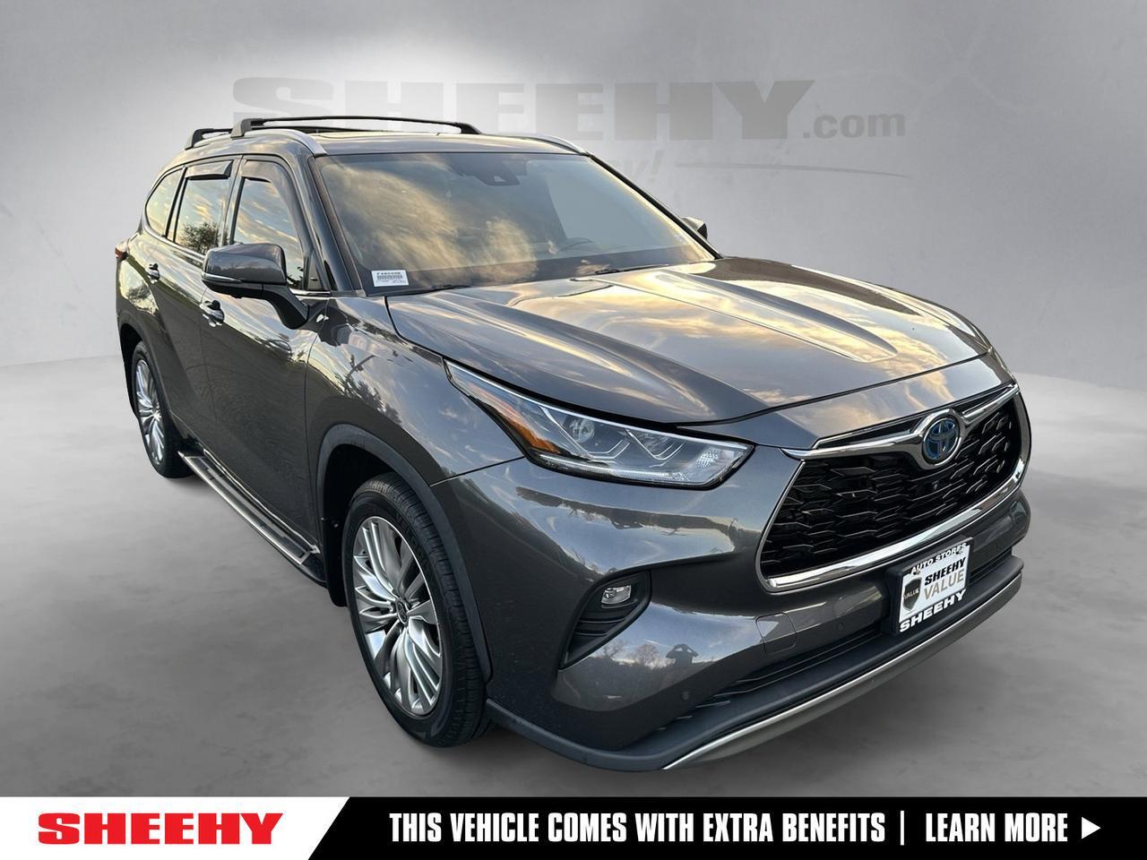 2023 Toyota Highlander Hybrid Platinum