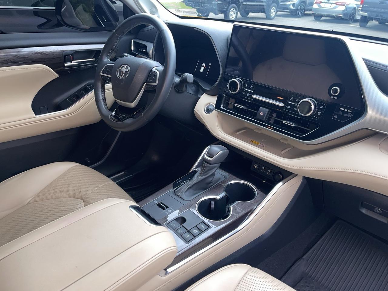 2023 Toyota Highlander Hybrid Platinum Stafford VA