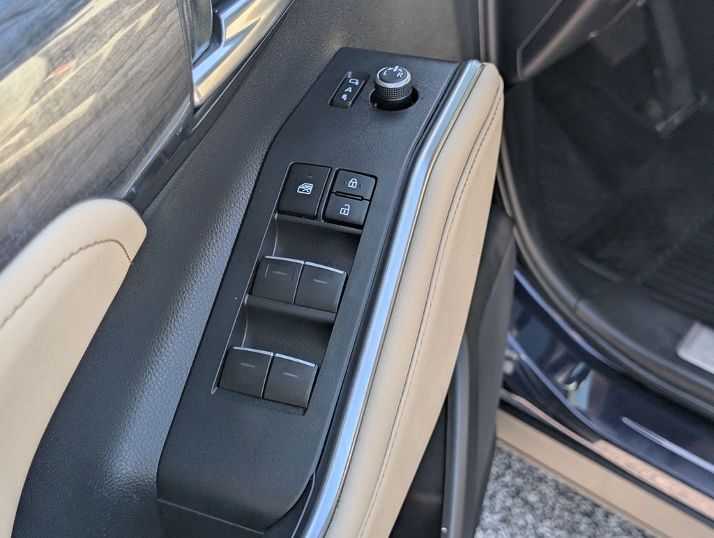 2023 Toyota Highlander Hybrid Platinum Cockeysville MD