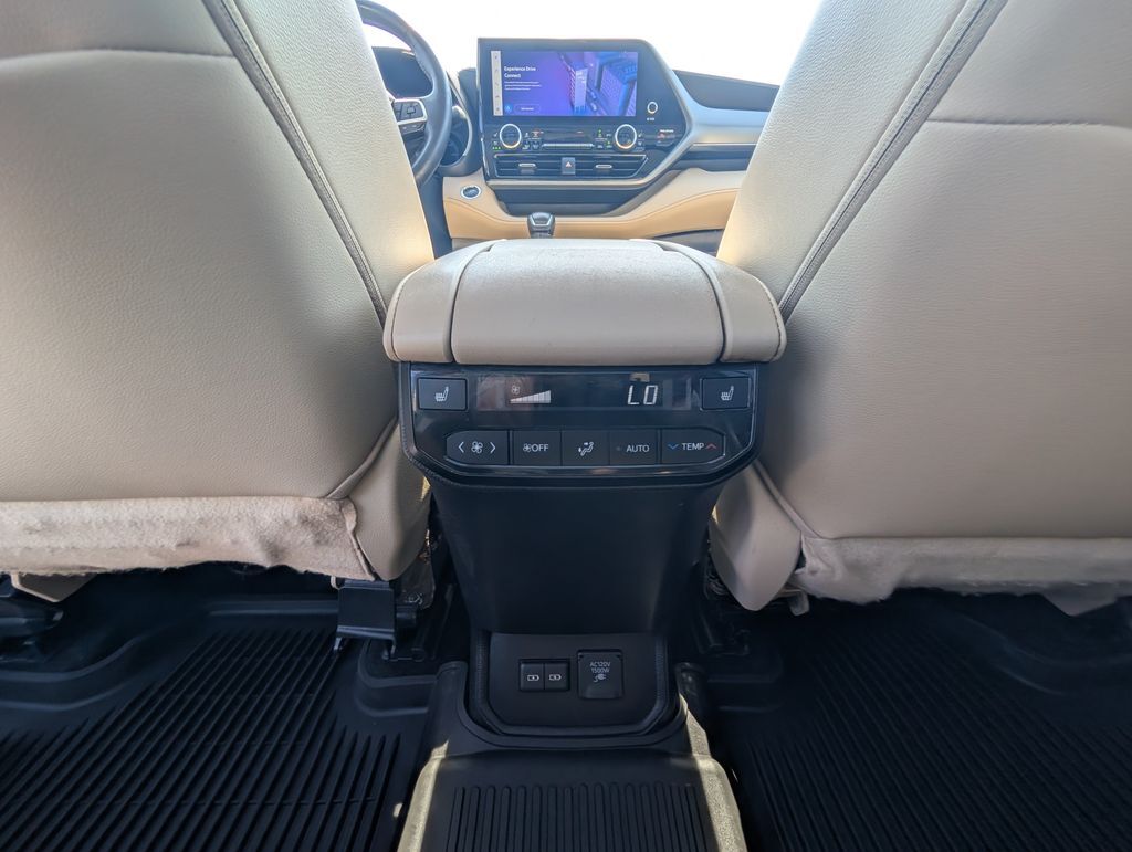 2023 Toyota Highlander Hybrid Platinum Cockeysville MD
