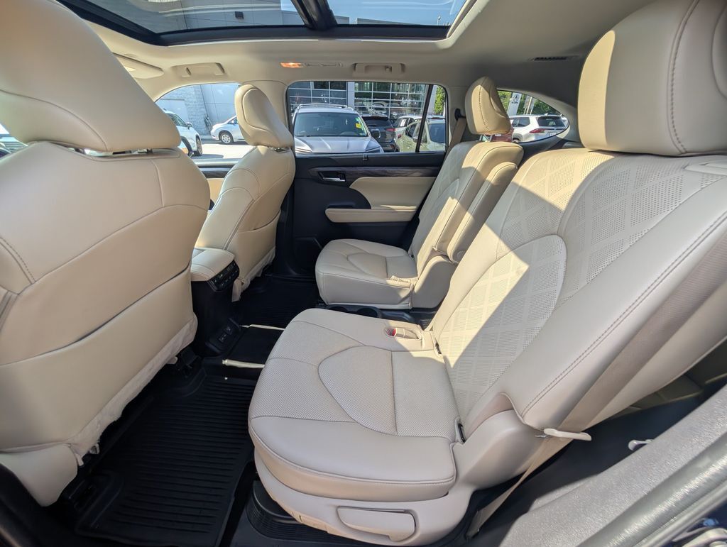 2023 Toyota Highlander Hybrid Platinum Cockeysville MD