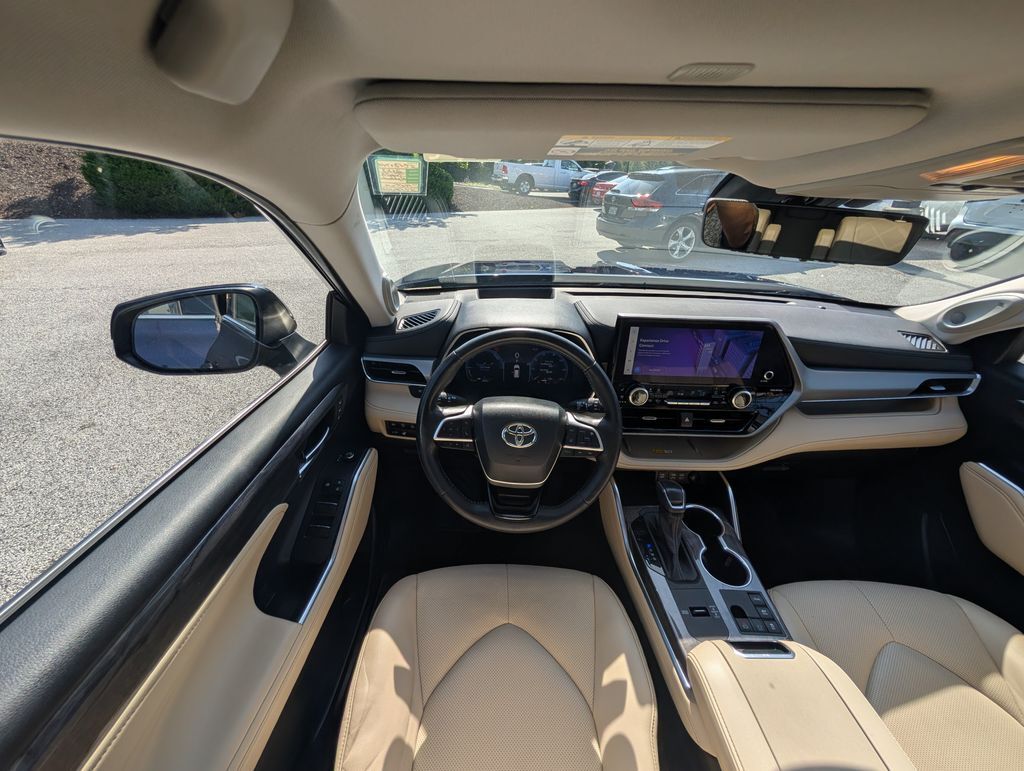 2023 Toyota Highlander Hybrid Platinum Cockeysville MD