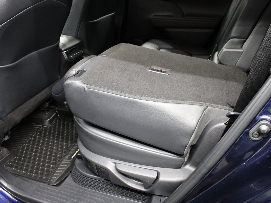 2023 Toyota Highlander Hybrid XLE AWD 8 Passenger Fond du Lac WI
