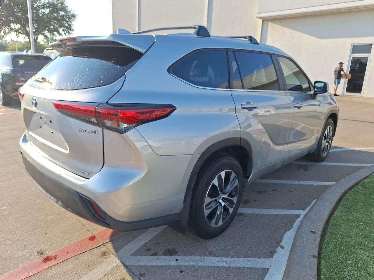 2023 Toyota Highlander Hybrid XLE Hurst TX