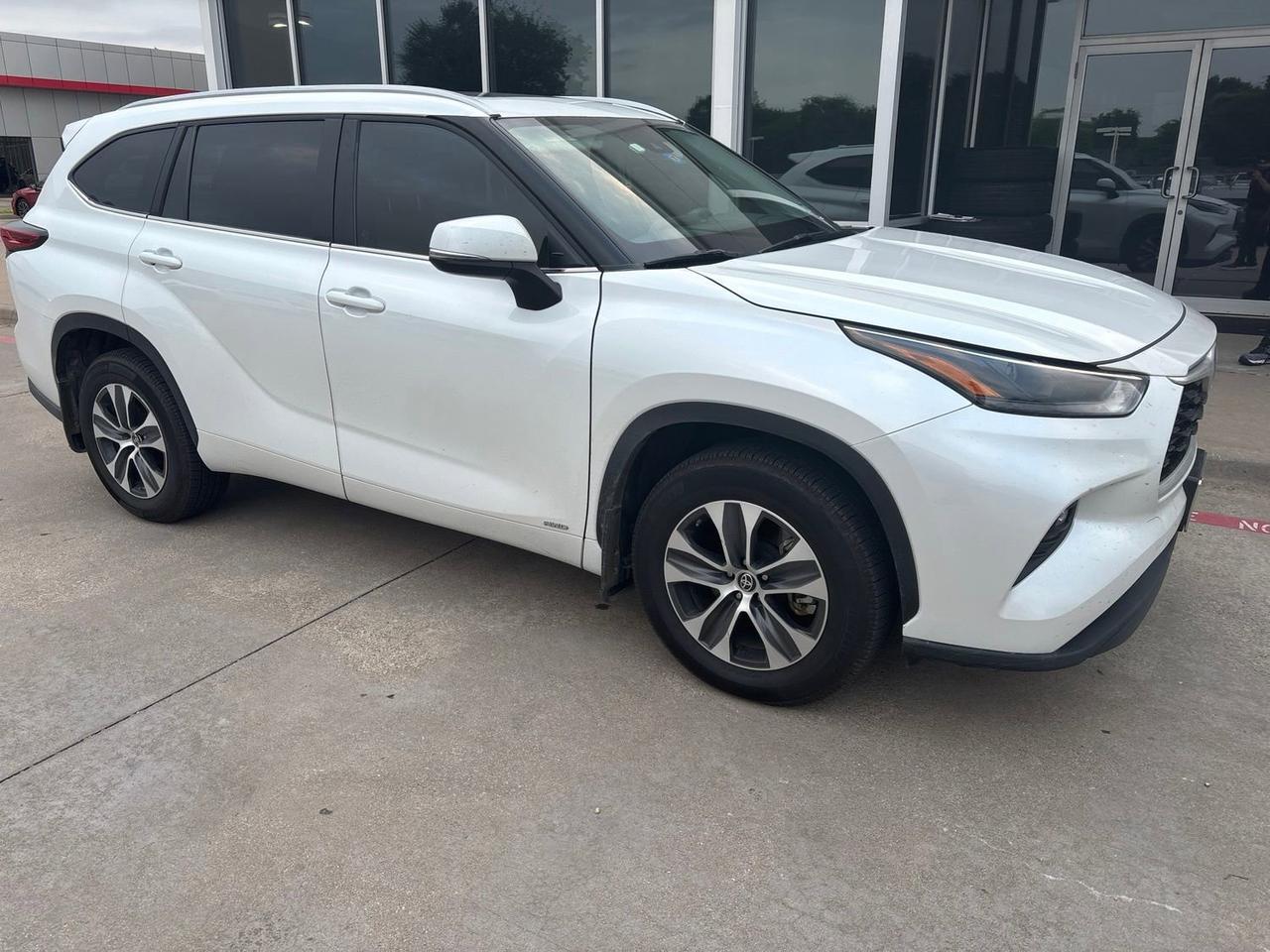 2023 Toyota Highlander Hybrid XLE Hurst TX