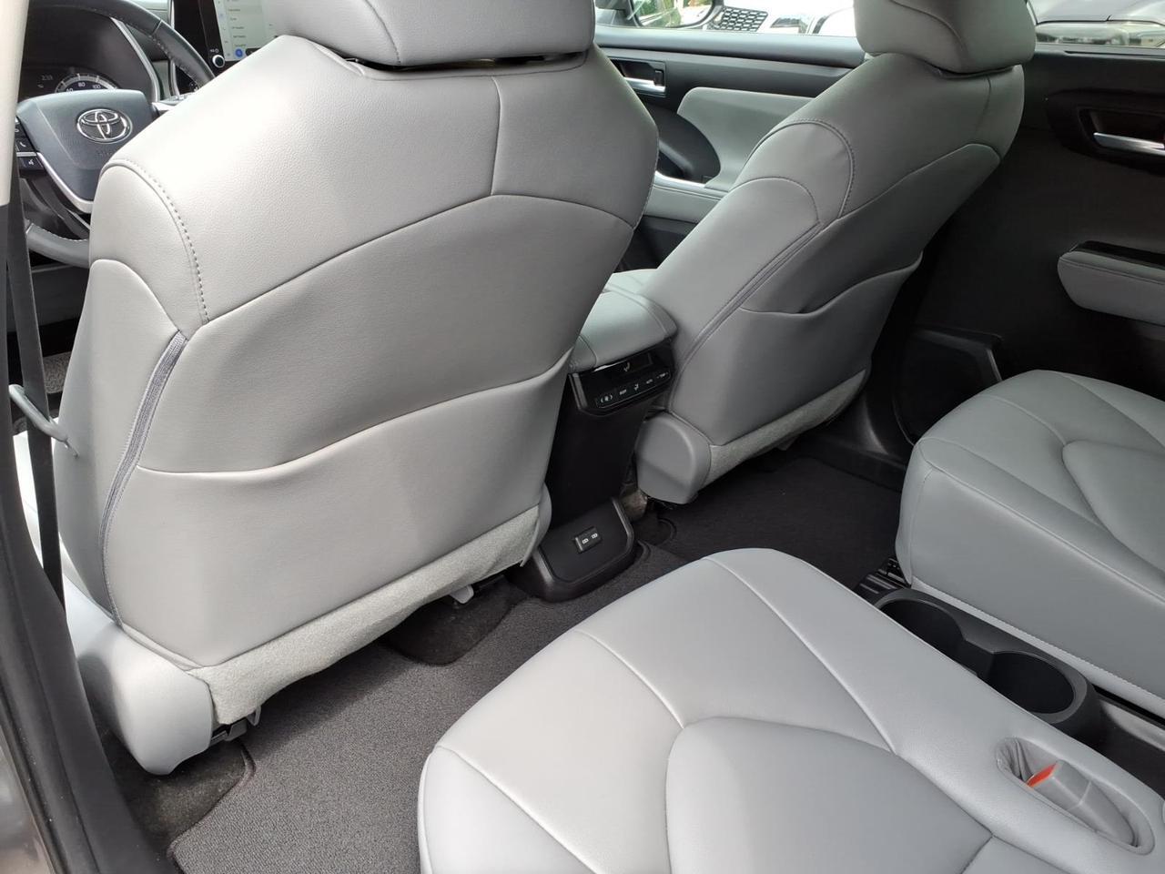 2023 Toyota Highlander Hybrid XLE Roanoke VA