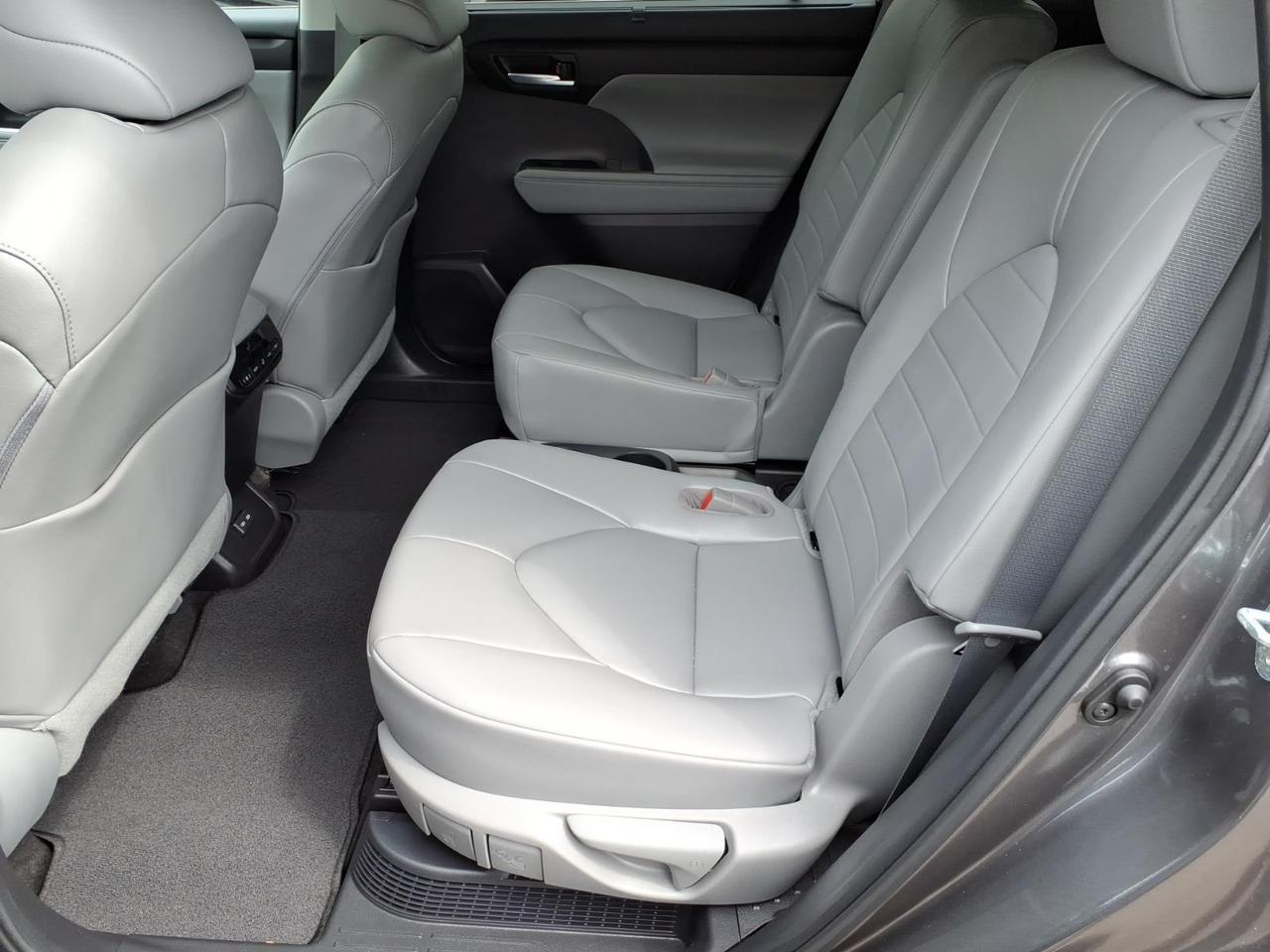 2023 Toyota Highlander Hybrid XLE Roanoke VA