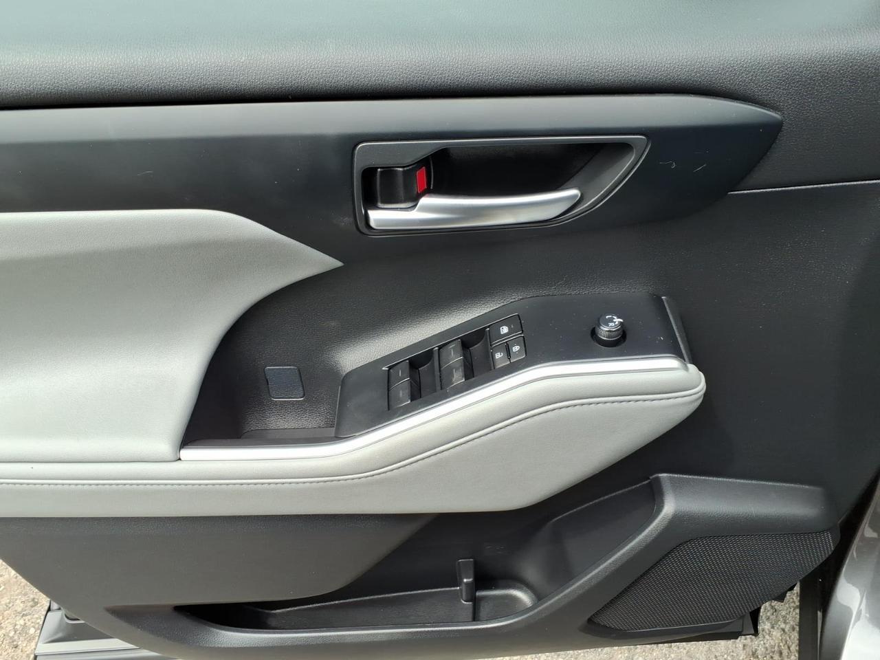 2023 Toyota Highlander Hybrid XLE Roanoke VA