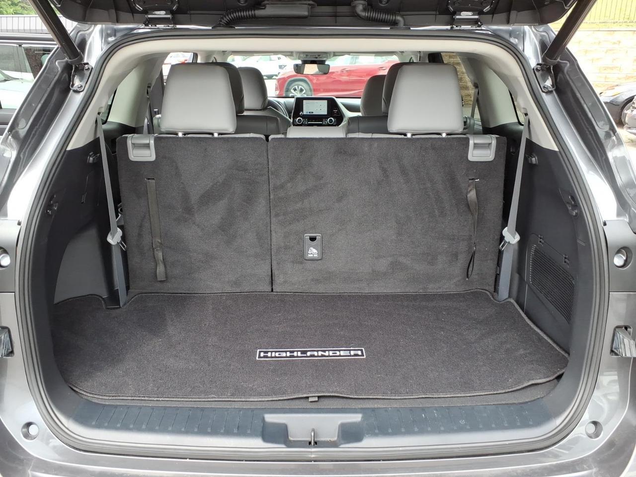 2023 Toyota Highlander Hybrid XLE Roanoke VA