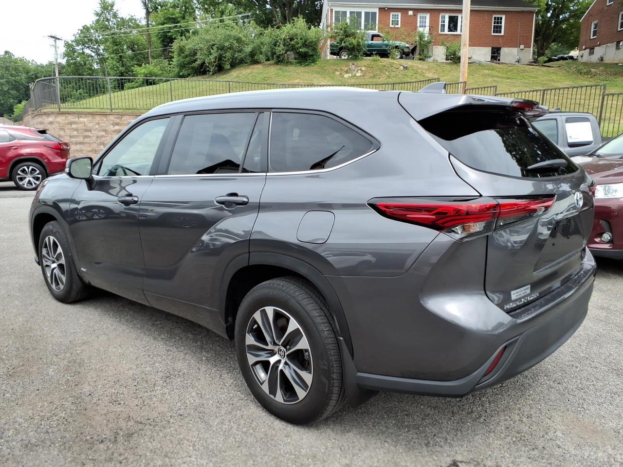 2023 Toyota Highlander Hybrid XLE Roanoke VA