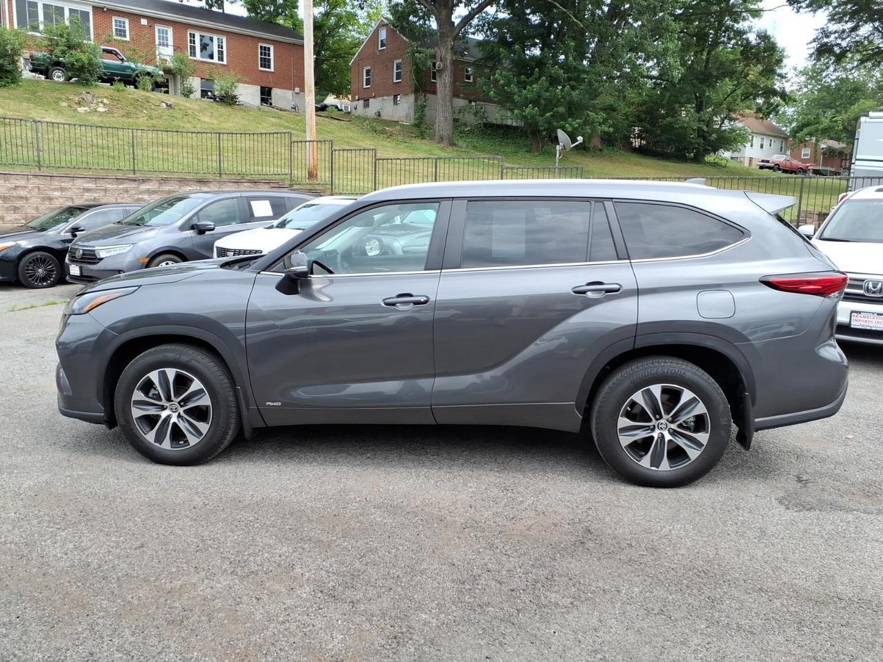2023 Toyota Highlander Hybrid XLE Roanoke VA