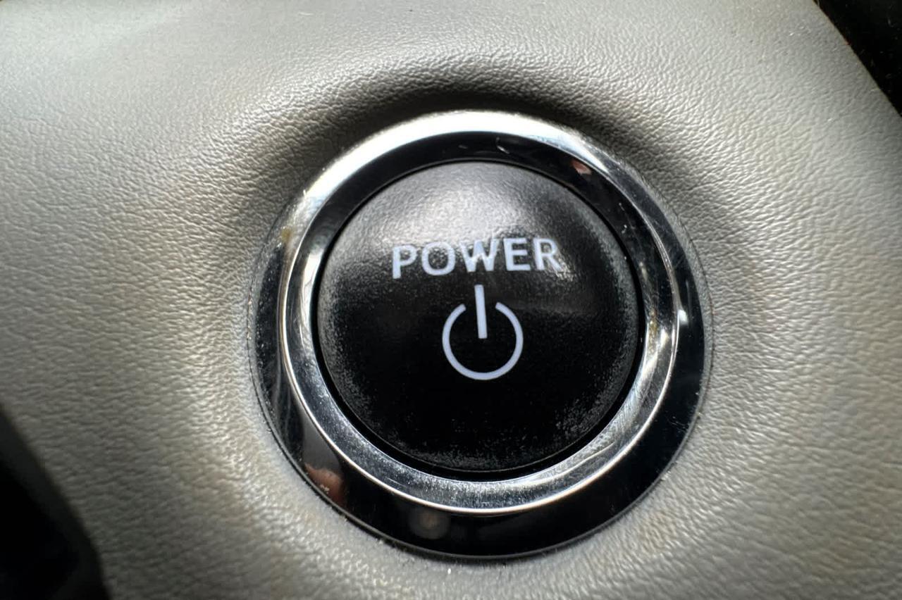 2023 Toyota Highlander Hybrid XLE Roseville CA