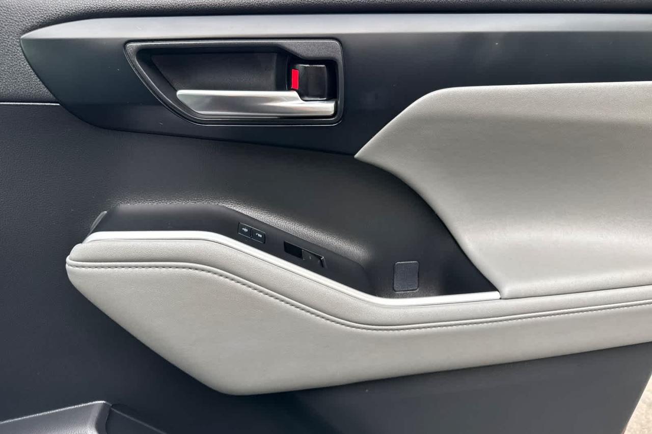 2023 Toyota Highlander Hybrid XLE Roseville CA