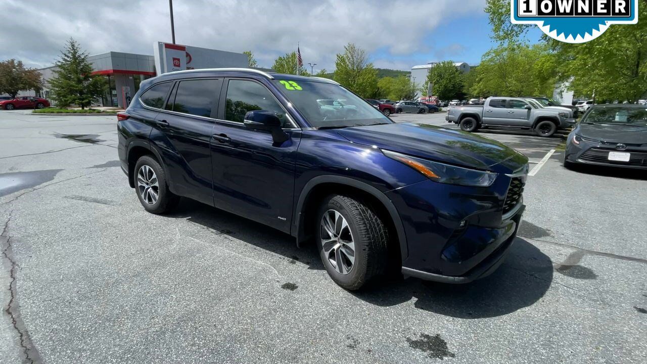 2023 Toyota Highlander Hybrid XLE White River Junction VT