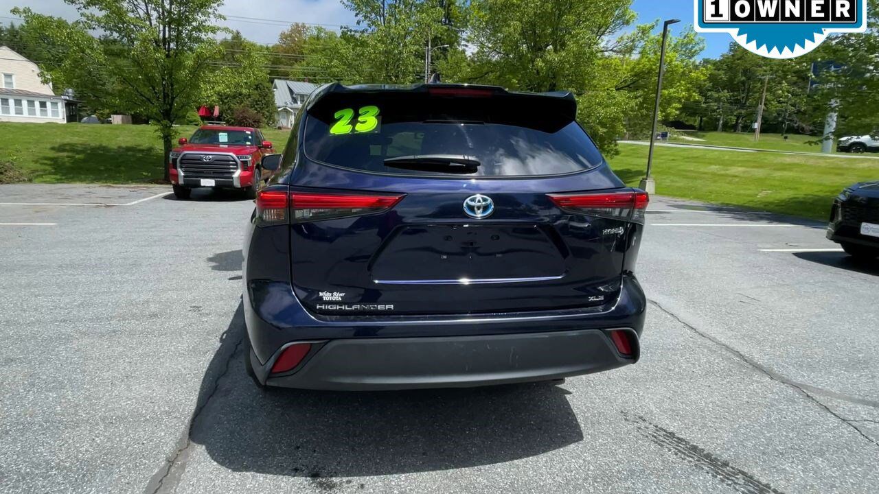 2023 Toyota Highlander Hybrid XLE White River Junction VT