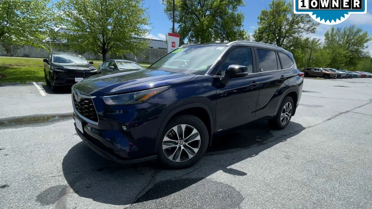 2023 Toyota Highlander Hybrid XLE White River Junction VT