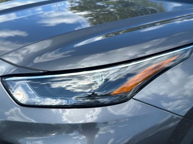 2023 Toyota Highlander Hybrid XLE Worcester MA