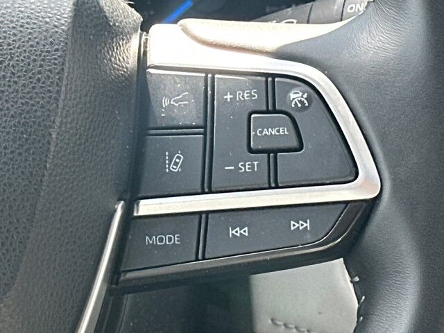 2023 Toyota Highlander Hybrid XLE Worcester MA