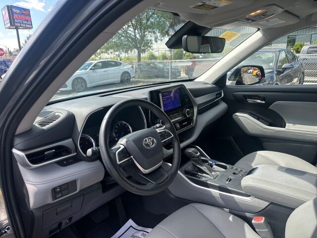 2023 Toyota Highlander Hybrid XLE Worcester MA