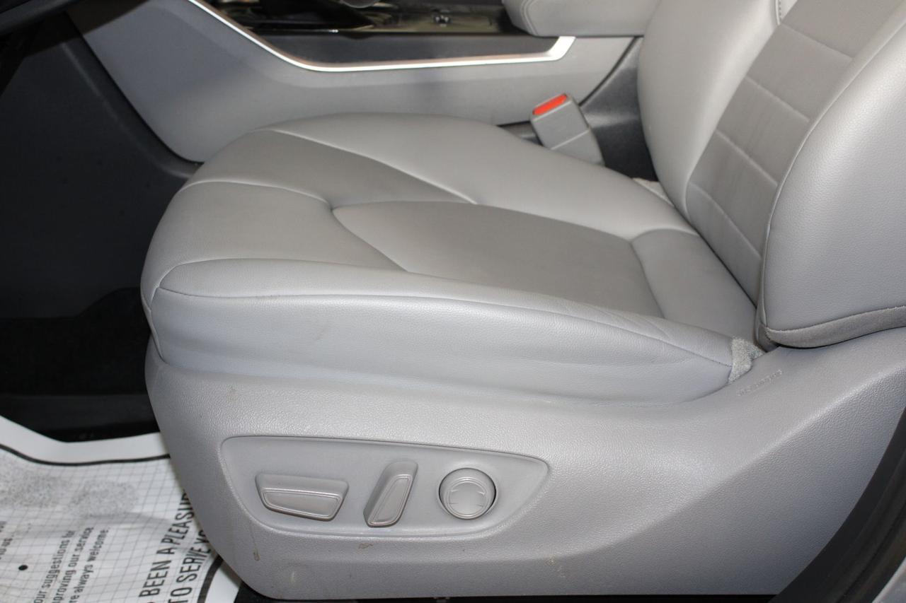 2023 Toyota Highlander Hybrid XLE Fredericksburg VA
