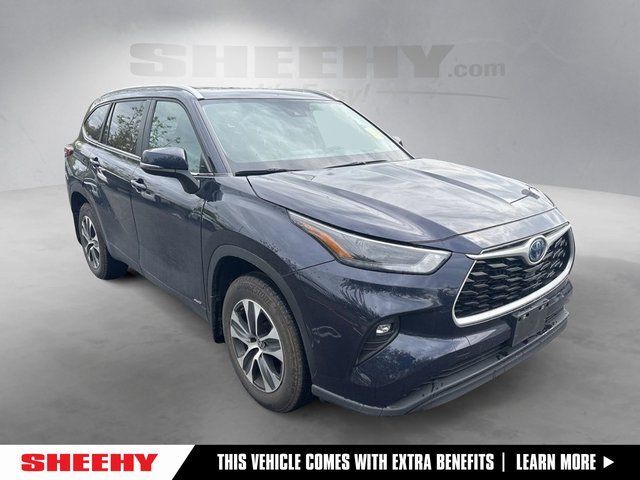 2023 Toyota Highlander Hybrid XLE