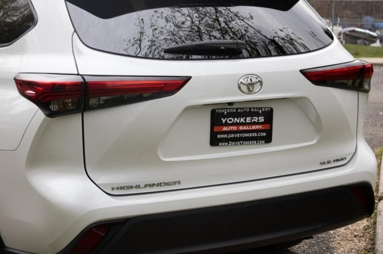 2023 Toyota Highlander L AWD Yonkers NY