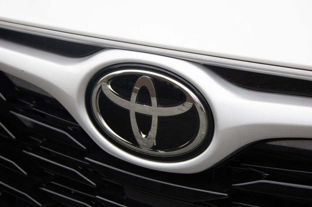 2023 Toyota Highlander L AWD Yonkers NY