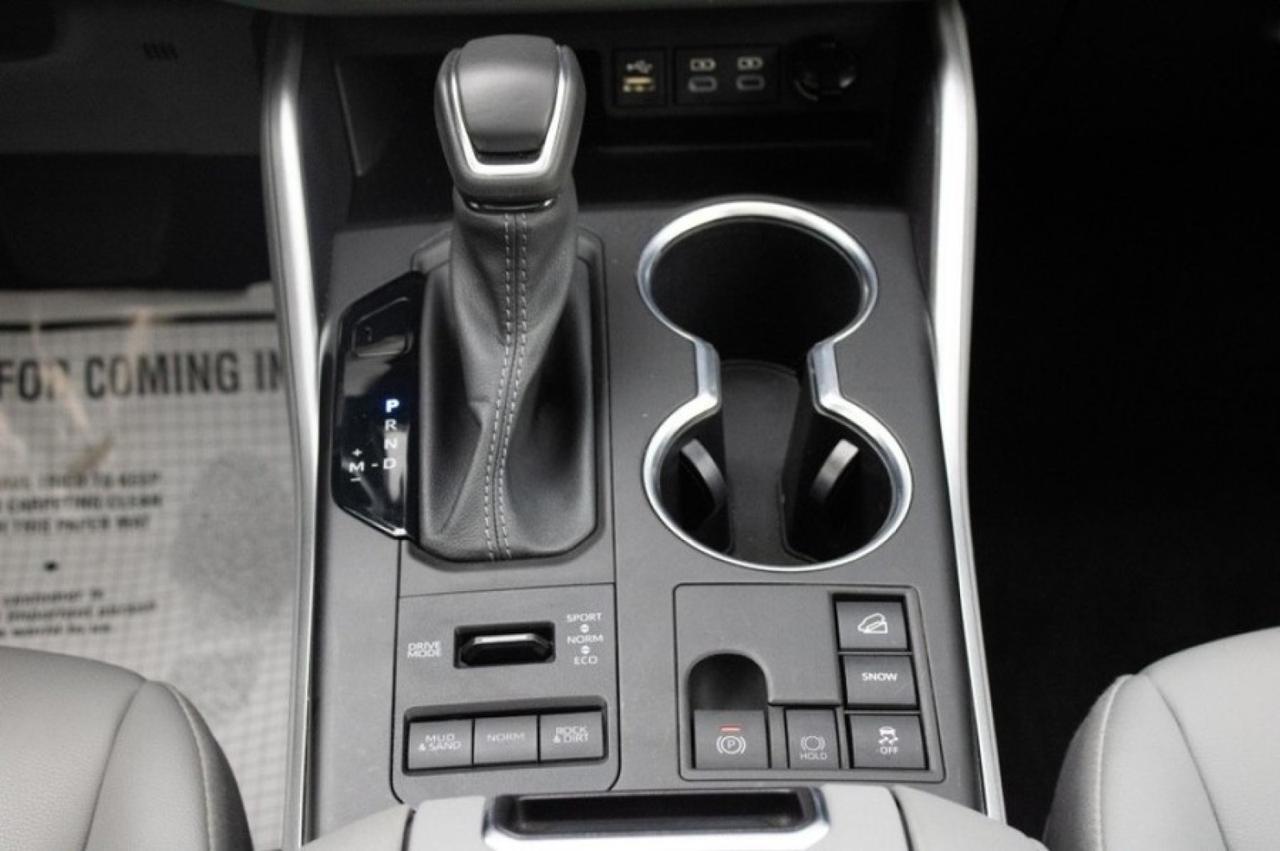2023 Toyota Highlander L AWD Yonkers NY